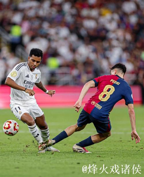 足坛一夜综述！巴萨甩开皇马7分，阿森纳收礼2乌龙，萨拉赫创历史